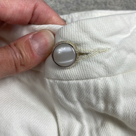 New Paige Pleated Leenah Pearl Chain Jeans White French Ivory Sz 28 - Picture 15 of 16